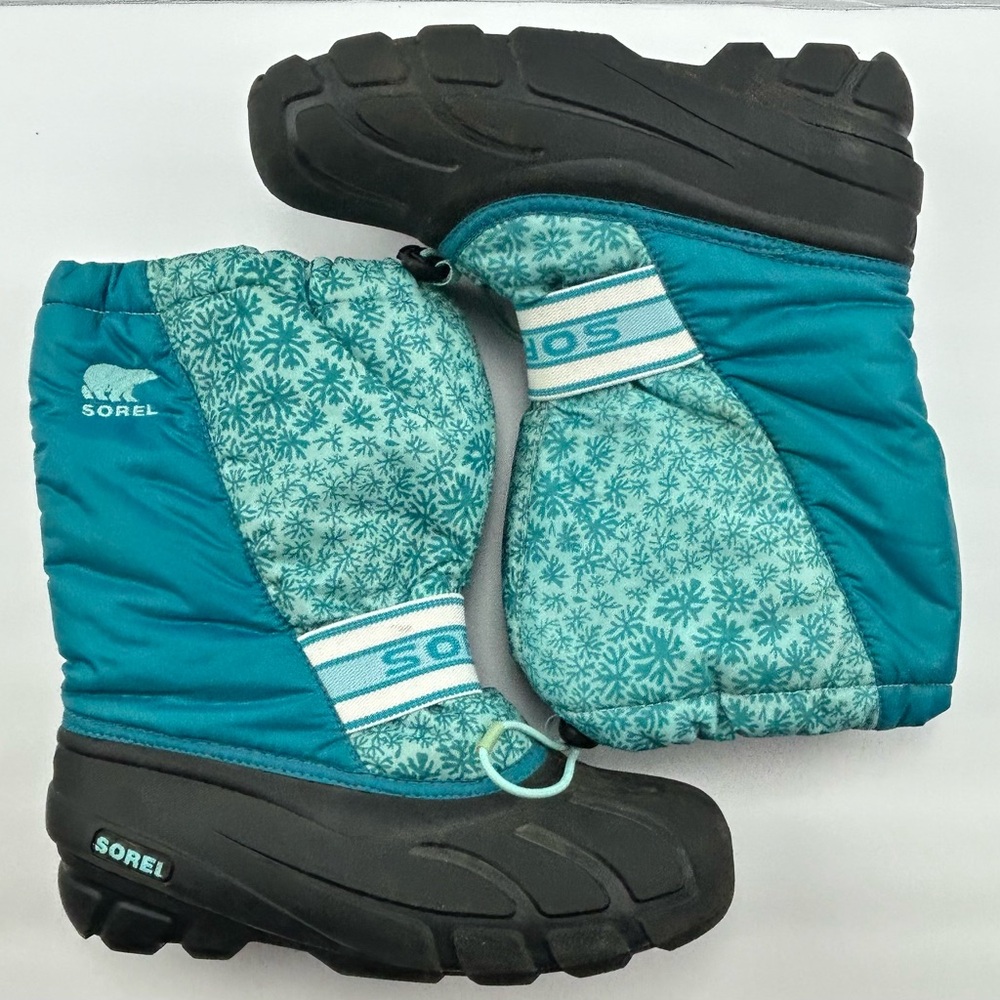 Sorel Youth 7 Winter Insulated Snow Boots Teal Blue Black Snowflake